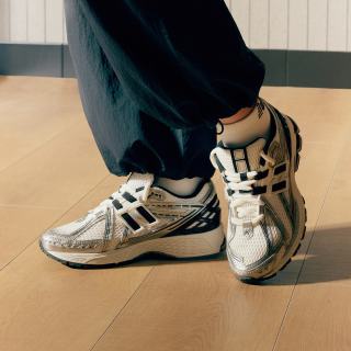 new balance 女款老爹鞋 M1906RER