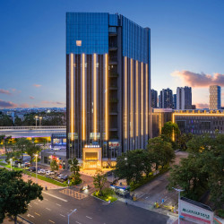 锦力·四季云栈商务酒店1晚
