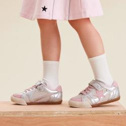 英氏 童鞋儿童星星板鞋女童运动鞋春款小白鞋时尚男童宝宝韩版休闲鞋
