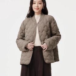 坦博尔 罗纹领短款女士羽绒服