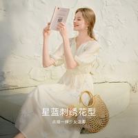 香影 天丝绣花V领法式泡泡袖收腰连衣裙