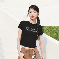 森马 短袖T恤女夏季短款蕾丝假两件烫珠字母修身2026衣服