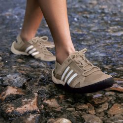 adidas DAROGA TWO 13 H.RDY 徒步鞋