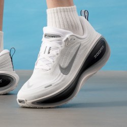 NIKE 儿童运动鞋