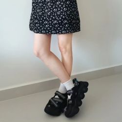 FILA 女款凉鞋 2025