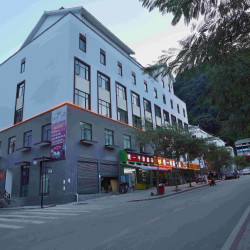 维一风尚酒店（武陵源千古情店）1晚