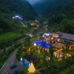 张家界潘哆拉度假酒店（国家森林公园店）2晚