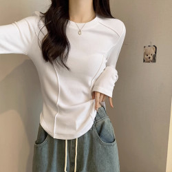 辣妹紧身纯色正肩圆领长袖t恤女春秋白色打底衫内搭洋气短款上衣