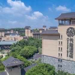 广州长隆酒店1晚+三人两天动物世界、欢乐世界、飞鸟乐园门票