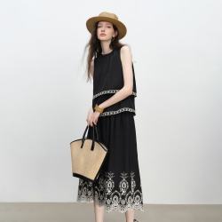 自巧 小个子波嬉风重工刺绣套装裙女夏新款上衣