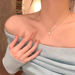 半日逅屿 气质闪锆波浪珍珠吊坠锁骨链高级感轻奢小众项链女颈链轻奢配饰品 X1713银