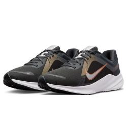 NIKE QUEST5 女子跑步鞋 DD9291-004
