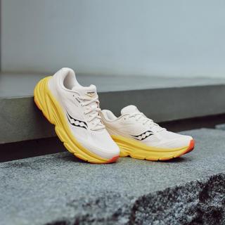 10公里内轻松跑：saucony GUARD AMR 男款跑鞋