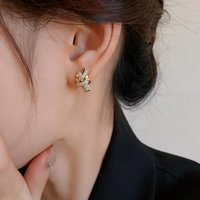 KRISTEN JUDI 绳结设计 银针 金色 耳钉