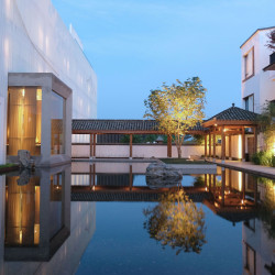黄山·檀舍TANHOUSE汤泉度假酒店2晚+枧潭漂流成人门票2张+秀里景区成人门票+店内美拍尊享礼遇一份，赠送3张...