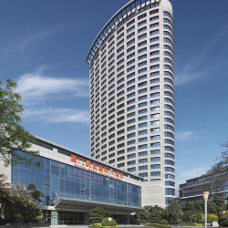 厦门明发国际大酒店（会展中心环岛路店）2晚+簪花＋休闲吧＋挖沙工具