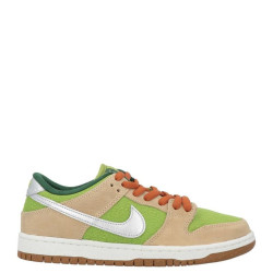 NIKE 女款休闲运动鞋