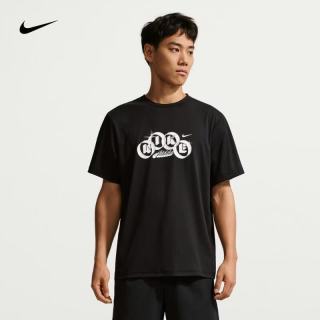 滔搏清仓大甩卖：NIKE 男士短袖T恤 IF2788