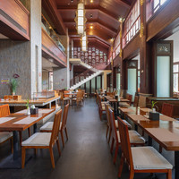 移动端:三亚亚龙湾石溪墅建国度假酒店2晚+精美网红旅拍+海棠湾免税店穿梭巴士+亚龙湾海滩往返穿梭巴士接送服务