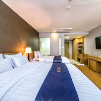 吉利亚酒店 【中文前台】(Xenia hotel) 家庭三人双床房(3人专用)1晚