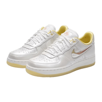 NIKE AIR FORCE 1 '07 REC 女款休闲运动鞋