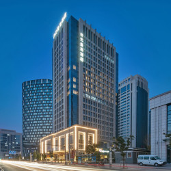 曼居酒店（诸暨永利广场店）1晚