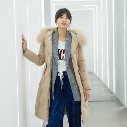 千仞岗 秋冬季羽绒服女士气质大牌冬装大毛领连帽保暖外套百搭气质防寒服 摩登咖 XS (155)