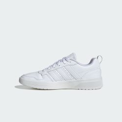 adidas COURTWAVE 男女通用板鞋 OQN06-2026OTR