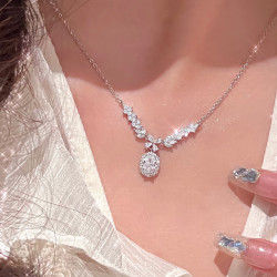 洛梵欣饰 韩系ins锆石花朵几何项链小清新时尚吊坠锁骨链甜美项饰 项链-银色