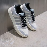 adidas D-PAD CLASSIC 男女板鞋 OMP86-2025B
