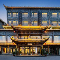 凤凰禧园园林江景度假酒店(凤凰县雨桥店) 书栩高级双床房1晚