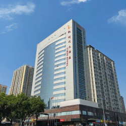 西安新时代大酒店（龙首原地铁站店）1晚