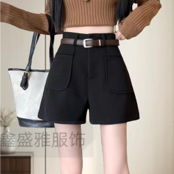 黑色毛呢短裤女2025秋冬新款高腰显瘦a字外穿休闲裤网红百搭靴裤