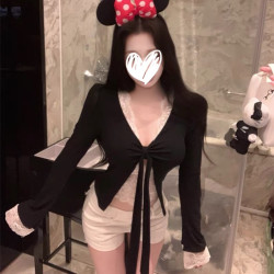 2026春季新款法式纯欲甜辣蕾丝拼接长袖修身显瘦绑带女T恤
