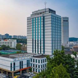南京双门楼宾馆（盐仓桥地铁站阅江楼店）2晚