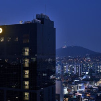 首尔前厅酒店(Hotel Anteroom Seoul Gangnam) 阁楼双人床房1晚