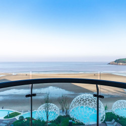 舟旅南苑海上丝绸之路酒店·海天台温汤庭院2晚+海阅空间夏日茶叙+儿童挖沙工具+趣玩季+轻旅拍福利+泳池+健身+淘园...
