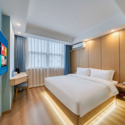 波特曼Hotel（路桥十里长街中盛广场店）1晚