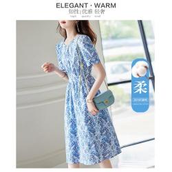 德玛纳 夏季圆领收腰泡泡袖连衣裙女中长款