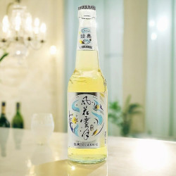 移动端：云南大理风花雪月啤酒经典原味淡爽小麦黄啤325mlx24玻璃瓶装整箱