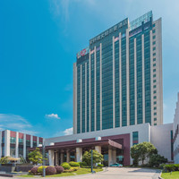 移动端:常熟理文雅高铂尔曼酒店1晚+双人沙家浜/尚湖门票(二选一)