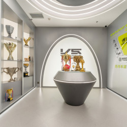 V5·赛事电竞酒店（春熙路天府广场店）1晚+洗衣烘干服务+游戏特权+UU加速器特权+宠物友好酒店