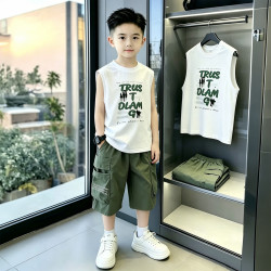开米熊 男童夏装套装2026新款儿童衣服中大童夏季背心工装裤男孩两件套潮 绿色