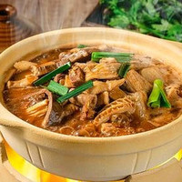 港福记炭炉牛杂煲福气满满牛腩牛杂煲4人餐（含配菜/小吃/米饭）