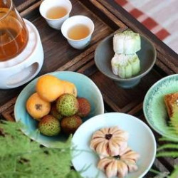 凤凰单枞鸭屎香配茶食