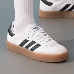 adidas 三叶草 SAMBA 女款运动鞋 JI1349