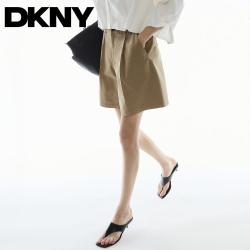 DKNY 26夏新款舒适垂顺压褶遮胯显瘦A字休闲短裤女裤子