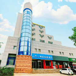 银座佳驿（泰安国际会展中心万达广场店）1晚