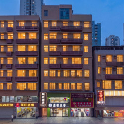 顺洪影音酒店（深圳景田地铁站店）1晚