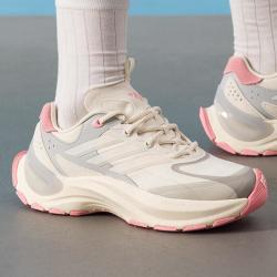 adidas 轻便软底 休闲运动鞋 白色